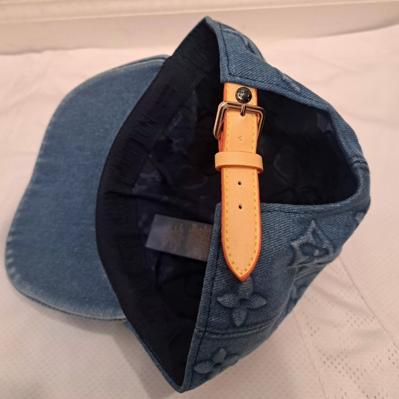 Louis Vuitton Pre-Owned Monogram Denim XL Cap In Perfect Condition - Picture 2 of 9